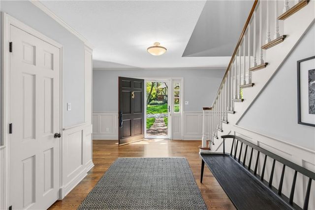 8740 Ensley Lane, Leawood, KS 66206
