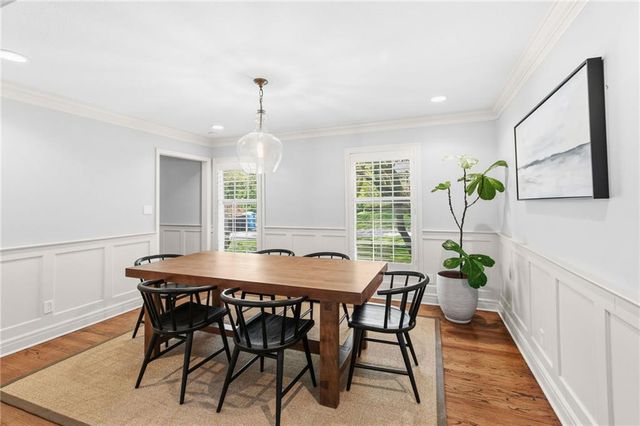 8740 Ensley Lane, Leawood, KS 66206