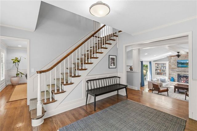 8740 Ensley Lane, Leawood, KS 66206