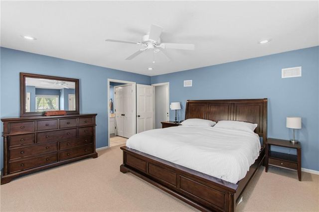 8740 Ensley Lane, Leawood, KS 66206