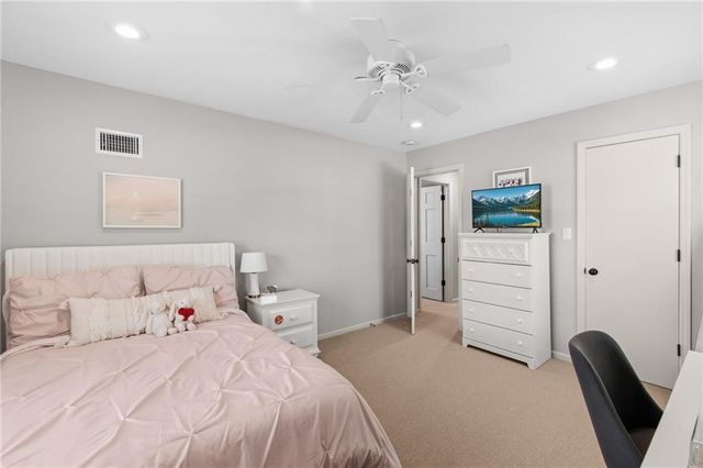 8740 Ensley Lane, Leawood, KS 66206