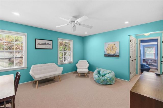 8740 Ensley Lane, Leawood, KS 66206