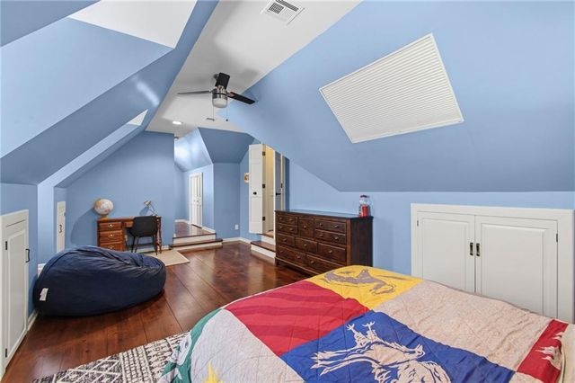 8740 Ensley Lane, Leawood, KS 66206