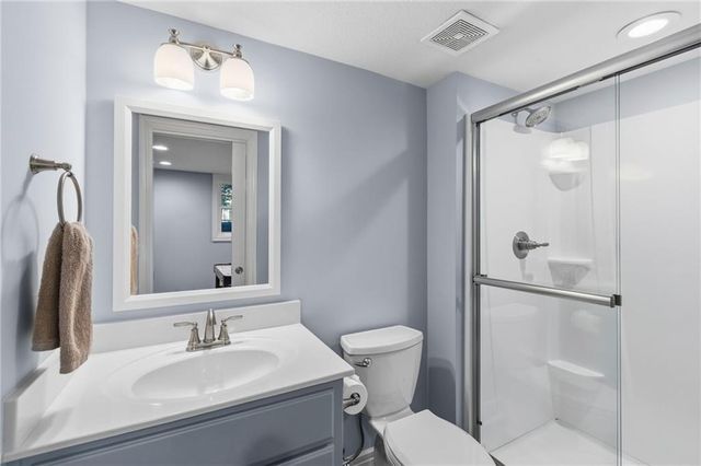 8740 Ensley Lane, Leawood, KS 66206