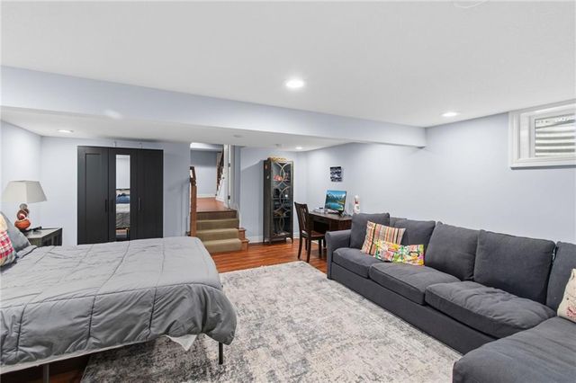 8740 Ensley Lane, Leawood, KS 66206