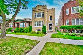 6609 N Artesian Avenue 1, Chicago, IL 60645