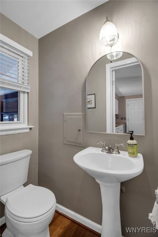 172 Burroughs Drive, Amherst, NY 14226