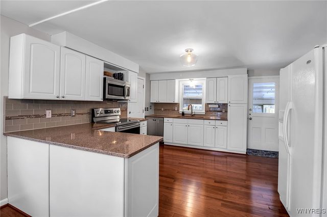 172 Burroughs Drive, Amherst, NY 14226