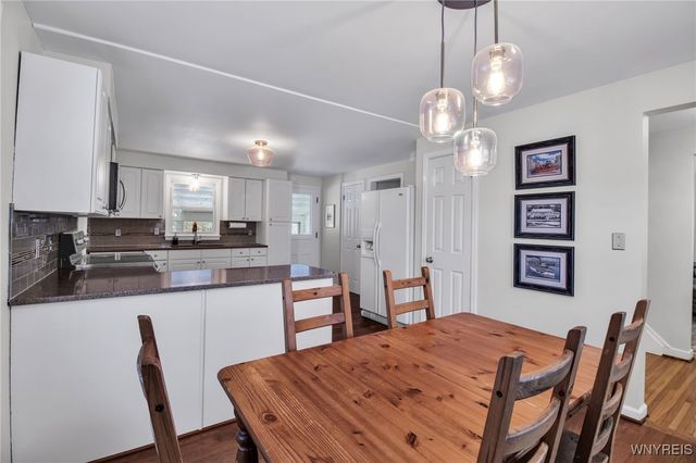 172 Burroughs Drive, Amherst, NY 14226