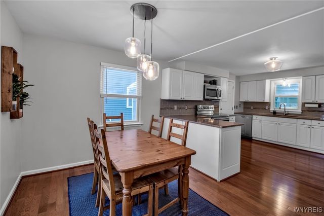 172 Burroughs Drive, Amherst, NY 14226