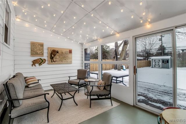 172 Burroughs Drive, Amherst, NY 14226