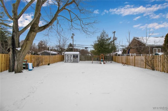 172 Burroughs Drive, Amherst, NY 14226