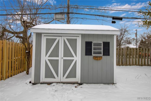 172 Burroughs Drive, Amherst, NY 14226