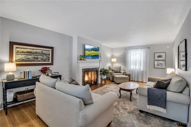 172 Burroughs Drive, Amherst, NY 14226