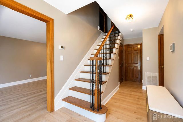 14 Kilmer Drive, Manalapan, NJ 07726