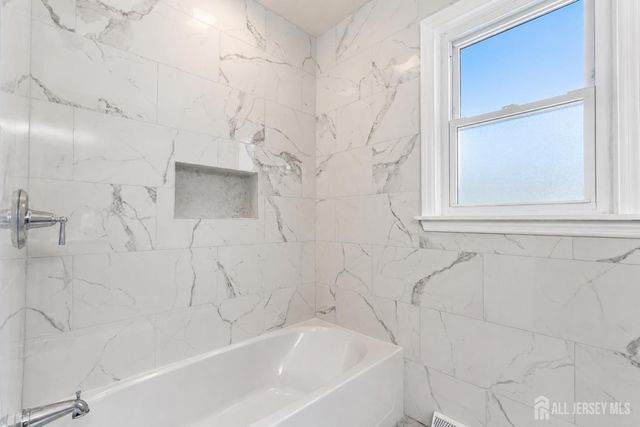 14 Kilmer Drive, Manalapan, NJ 07726