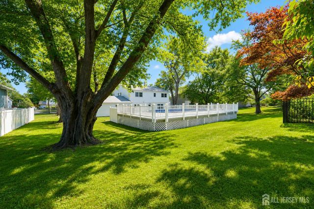14 Kilmer Drive, Manalapan, NJ 07726