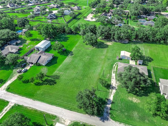 00 Mustang Drive, Alvin, TX 77511