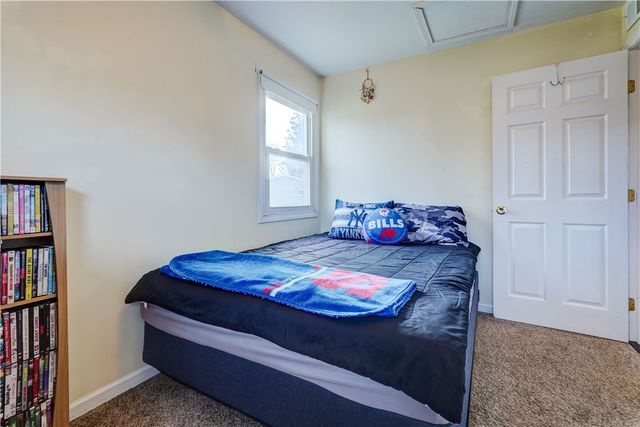 20 Fairchild Road, Gates, NY 14606