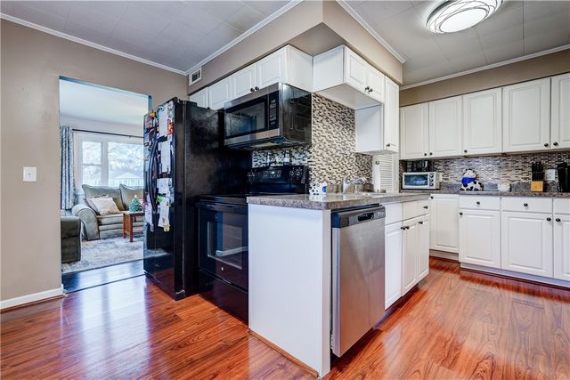 20 Fairchild Road, Gates, NY 14606