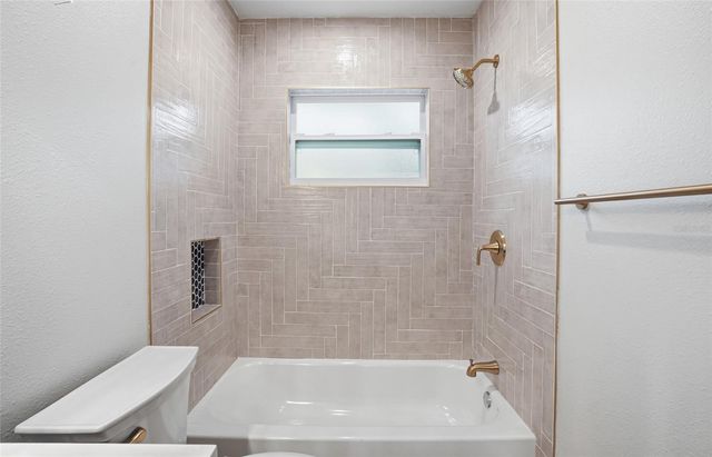 309 84TH AVENUE NE, St Petersburg, FL 33702