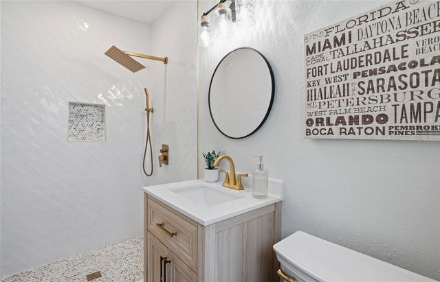 309 84TH AVENUE NE, St Petersburg, FL 33702