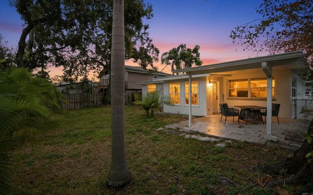 309 84TH AVENUE NE, St Petersburg, FL 33702