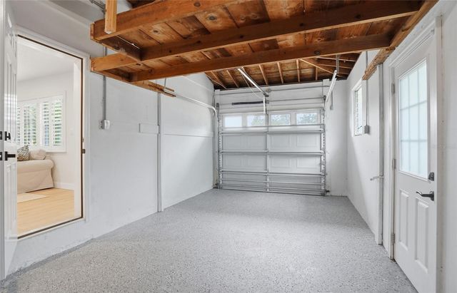 309 84TH AVENUE NE, St Petersburg, FL 33702