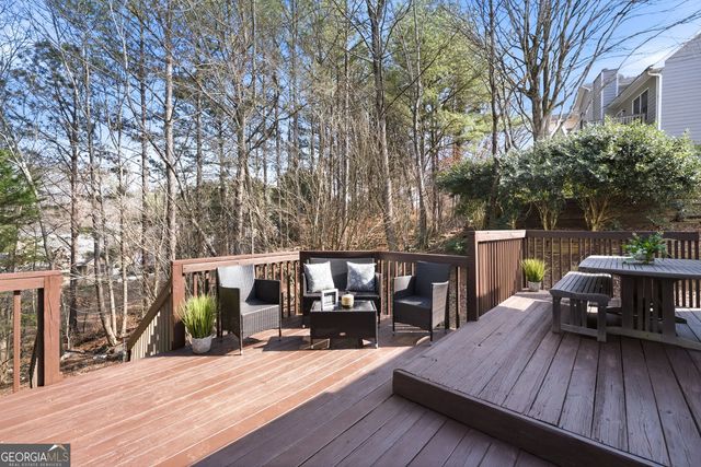 3989 Riverstone Drive, Suwanee, GA 30024