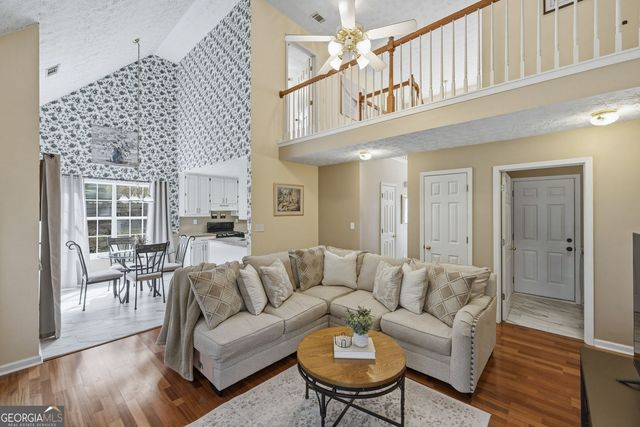 3989 Riverstone Drive, Suwanee, GA 30024