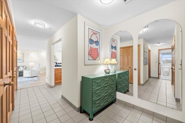 230 Water Street 2, St. Joseph, MI 49085