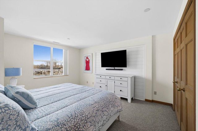230 Water Street 2, St. Joseph, MI 49085