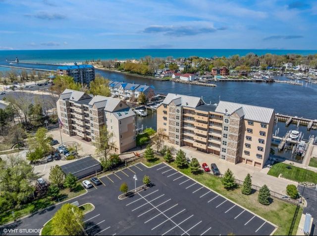 230 Water Street 2, St. Joseph, MI 49085