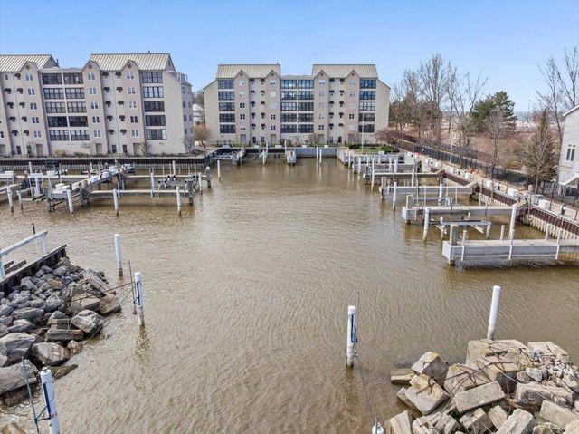 230 Water Street 2, St. Joseph, MI 49085