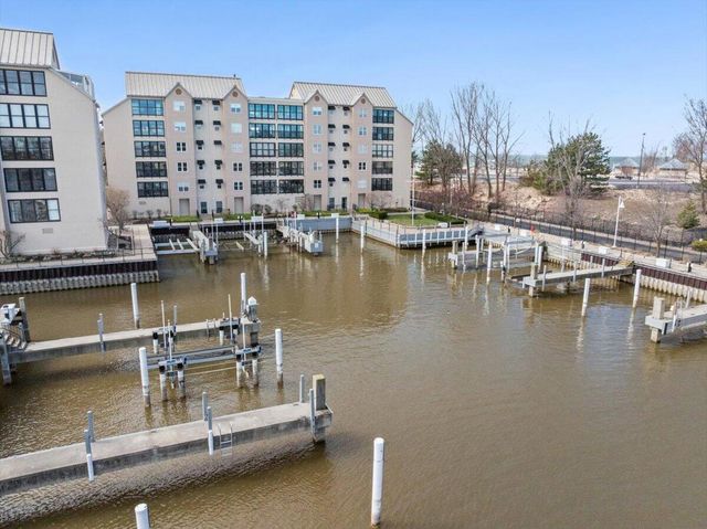 230 Water Street 2, St. Joseph, MI 49085