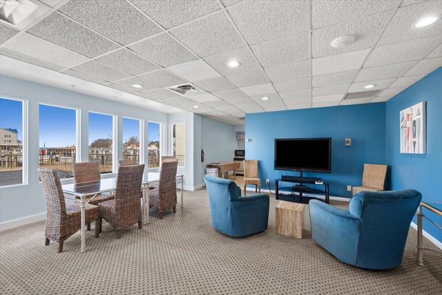 230 Water Street 2, St. Joseph, MI 49085