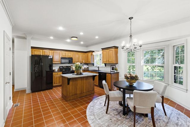1021 Wesbend Drive, Frankfort, KY 40601