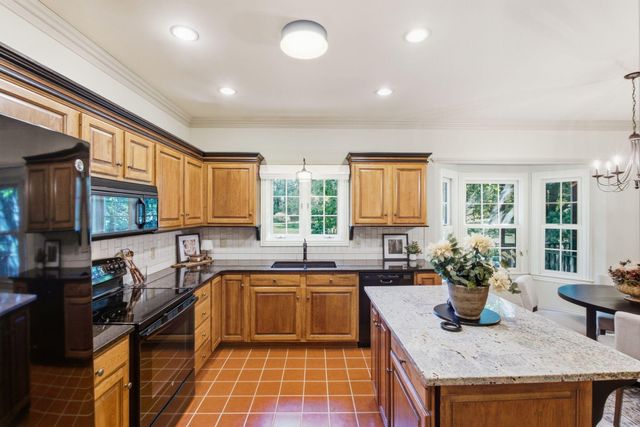 1021 Wesbend Drive, Frankfort, KY 40601