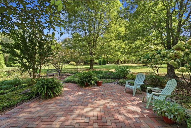 1021 Wesbend Drive, Frankfort, KY 40601