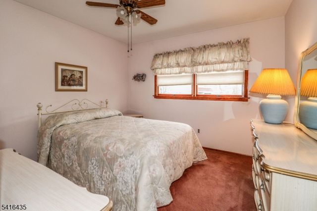 34 Timberlane Dr, Woodbridge Twp., NJ 07067