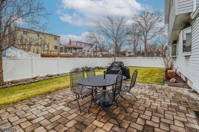 34 Timberlane Dr, Woodbridge Twp., NJ 07067