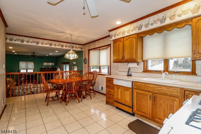 34 Timberlane Dr, Woodbridge Twp., NJ 07067