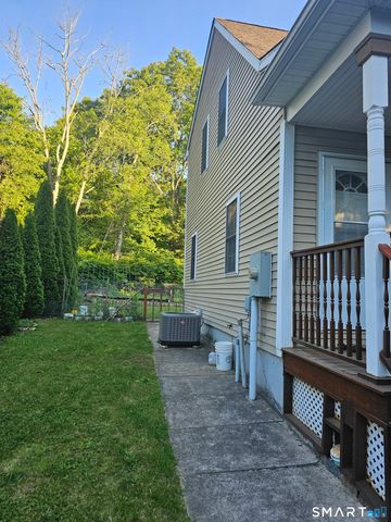 54 Alice Street, Norwich, CT 06360