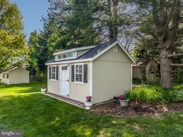 111 CANTER LN, Glenmoore, PA 19343