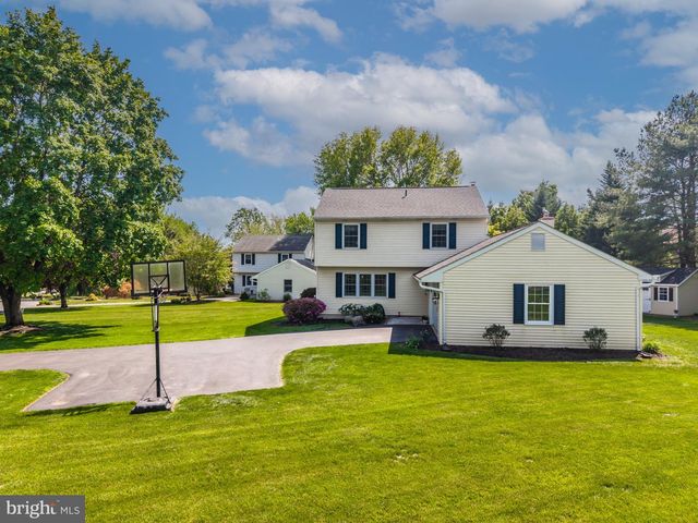 111 CANTER LN, Glenmoore, PA 19343