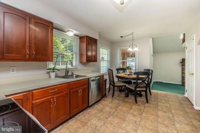 111 CANTER LN, Glenmoore, PA 19343