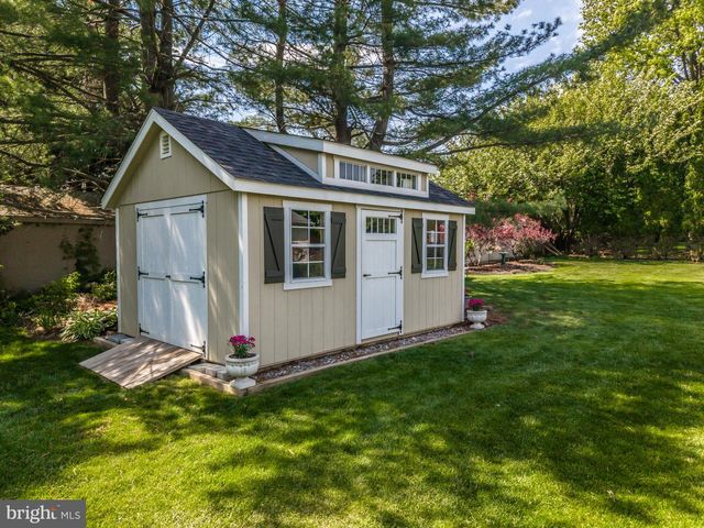 111 CANTER LN, Glenmoore, PA 19343