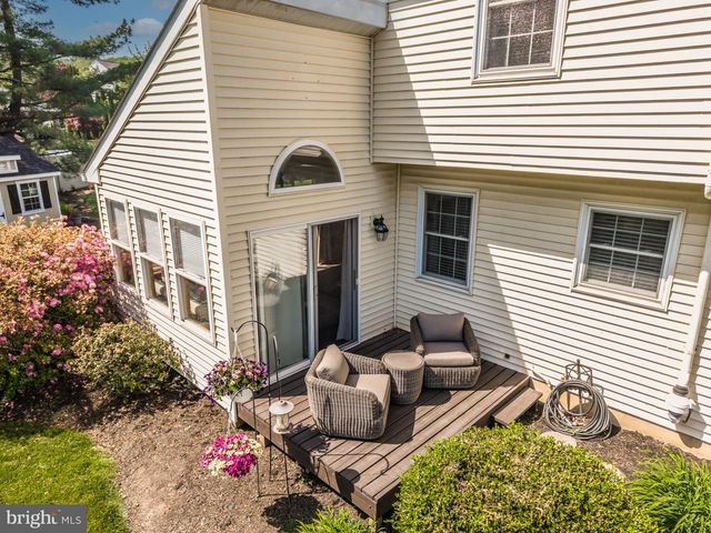 111 CANTER LN, Glenmoore, PA 19343