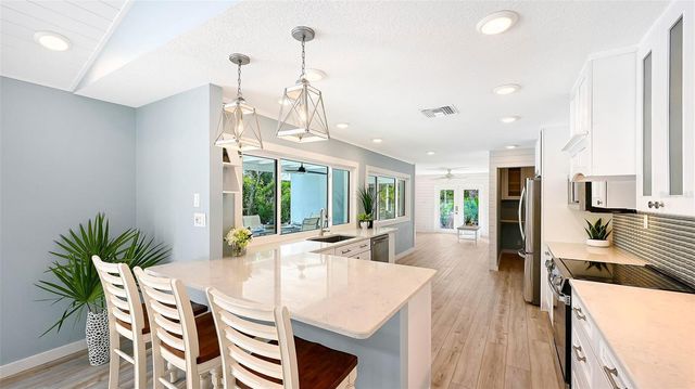 7221 PLOVERS WAY, Sarasota, FL 34242