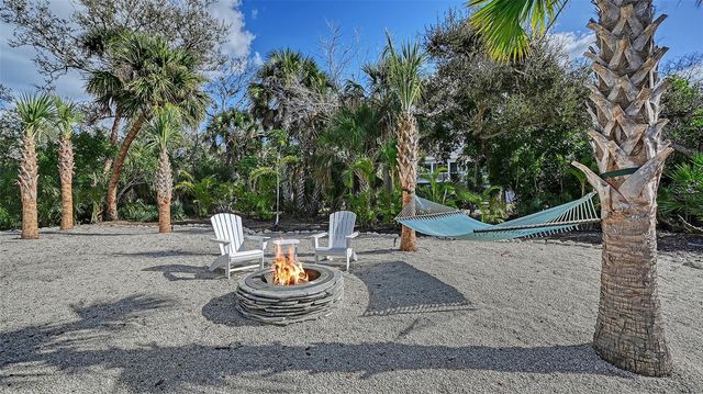 7221 PLOVERS WAY, Sarasota, FL 34242